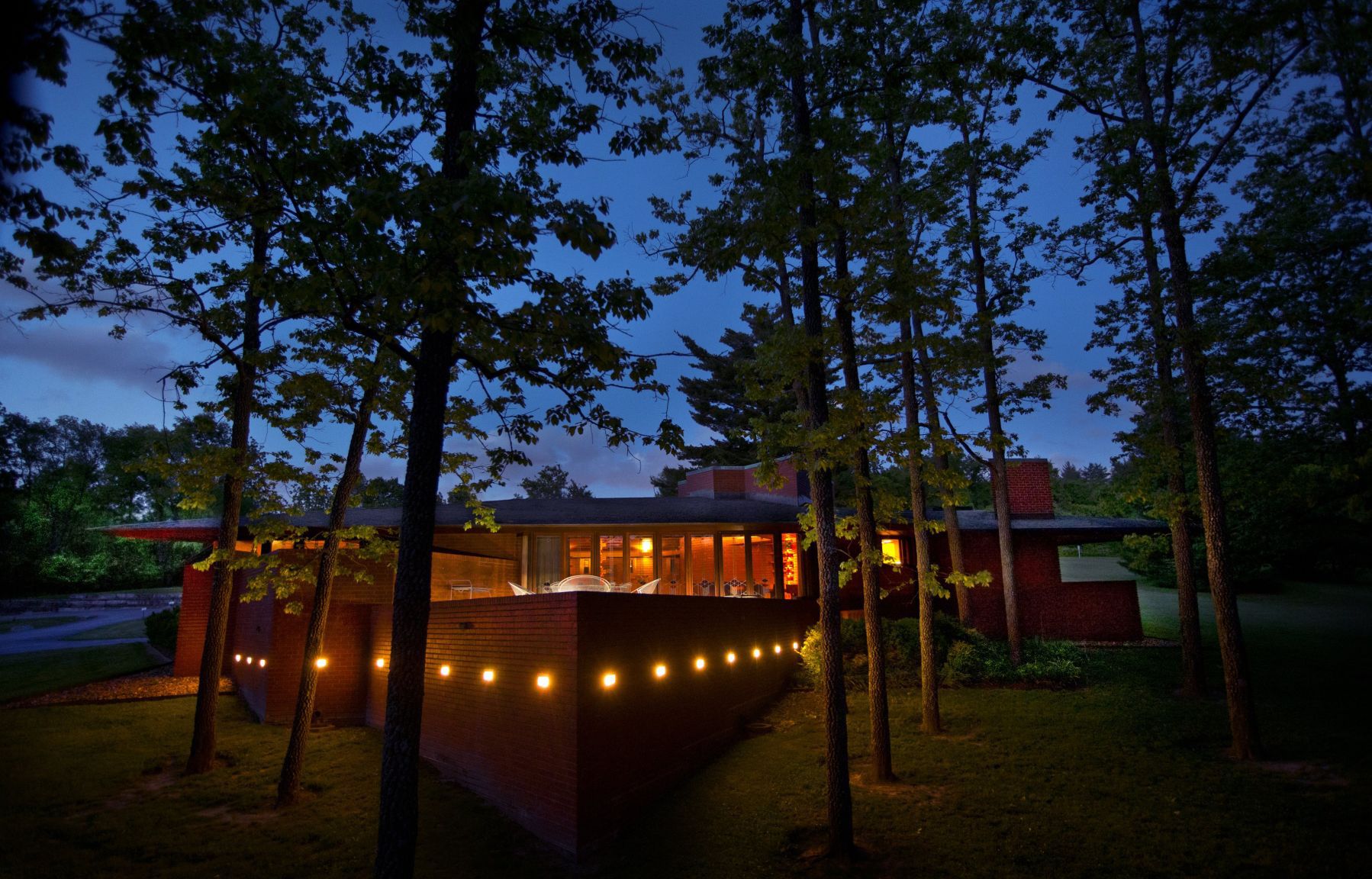 Frank Lloyd Wright house lives on in Kirkwood